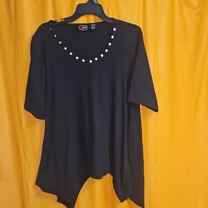 Rave Black Top with Square Accents